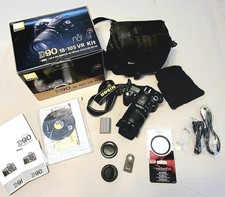 Nikon D90 12.3 MP DSLR Camera AF-S DX 18-105 G ED VR Lens - Spotless