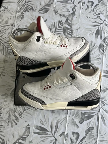 Taglia UK 4 Jordan 3 Retro (GS) "Red Fire" 2013