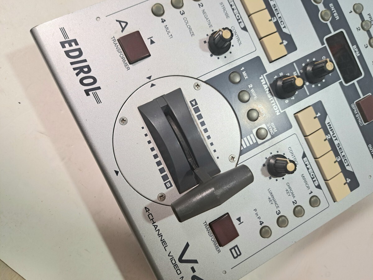 Roland Edirol V-4 4 Channel Video Mixer Switcher Full Roland Edirol V-4 4 Channel Video Mixer Switcher Full