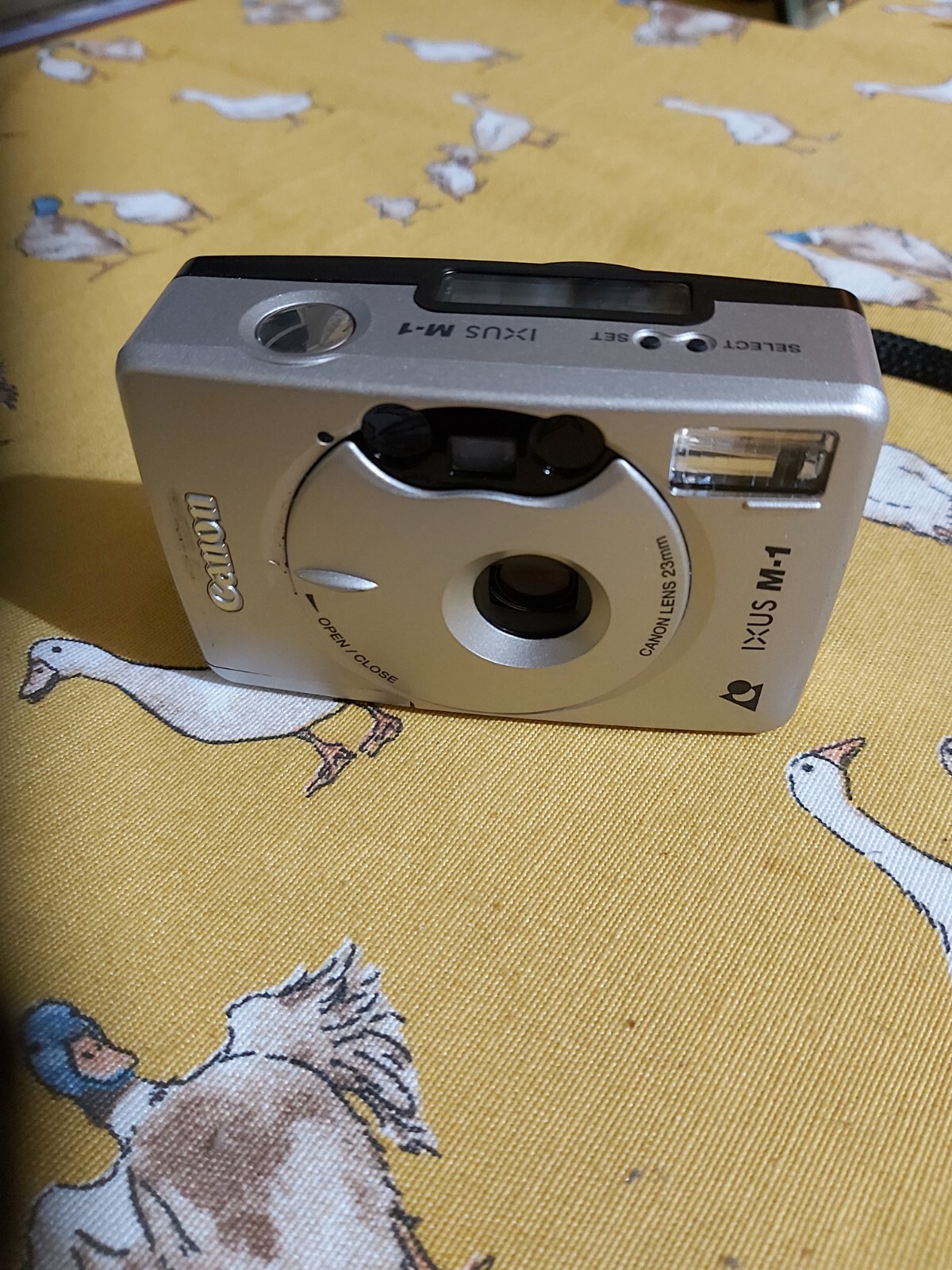 Canon IXUS M1 APS Compact Film Camera - Tested And Working