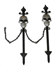 2 x 21" Plastic Halloween Lawn Stakes with Links, Halloween Graveyard Haunted