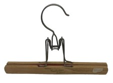 Vintage Nevco Manhattan Island Wood/Metal Hanger W/Org Price Sticker 0.27