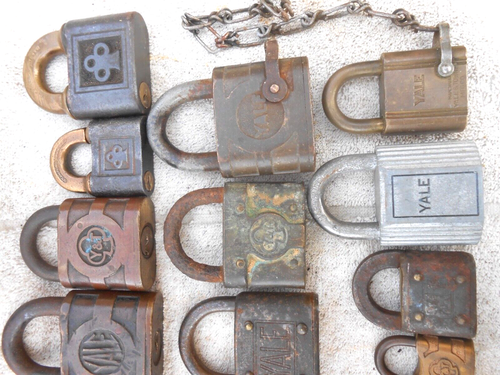 Lot of 20 Vintage YALE Padlocks NO key " Good to start Padlock Collection" - 第 4/5 張圖片