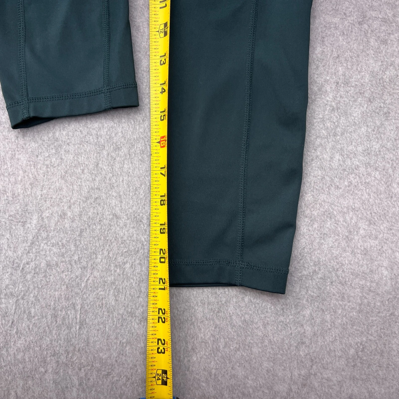 yogalicious cropped capri activewear leggings