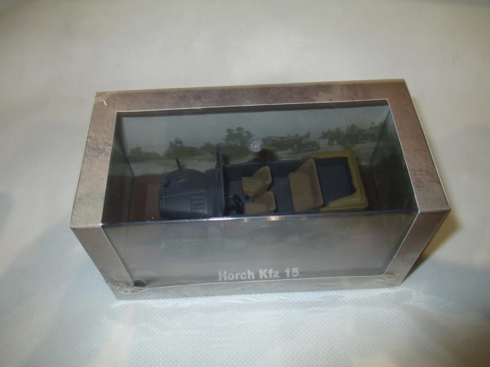 ATLAS 1:43 GERMAN HORCH KFZ 15 STAFF CAR - Image 2 of 2