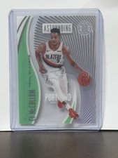 C.J. McCollum 2019-20 Illusions ASTOUNDING EMERALD PARALLEL Insert Card (no.16)