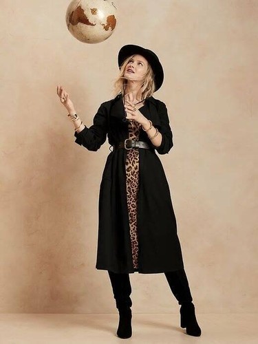 NWOT BANANA REPUBLIC BLACK SOFT TRENCH 