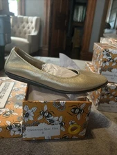 The Storehouse Flats Christmas Star flex Gold Women’s Comfortable Flats Sz 10