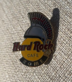 HARD ROCK CAFE PIN BADGE ROME ITALY ITALIA Rare COLLECTABLES