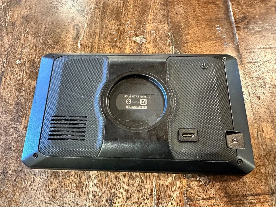Garmin Dezl OTR710 7 inch GPS Truck Navigator G549 - Image 2 of 4