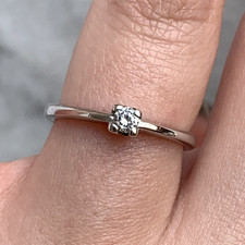 Diamond Ring 9 ct Gold Engagement Solitaire 375 White Gold - Size L