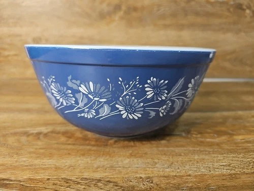 Vintage 1980's Pyrex #403 Mixing Bowl Colonial Mist Blue with White Flowers