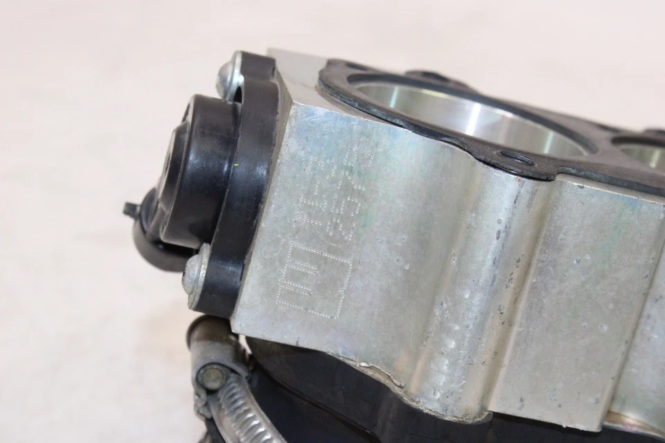 Victory Hammer 2006 carrocería del acelerador OEM Foto 2 de 4