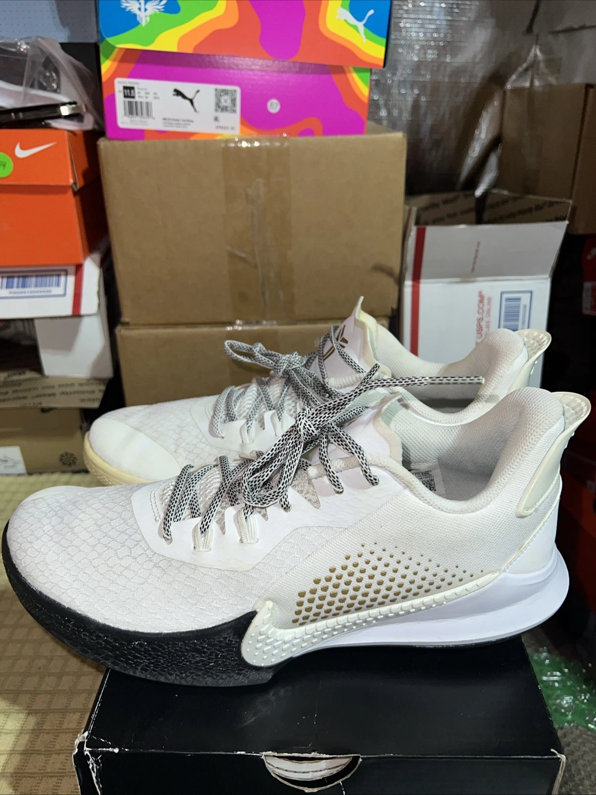 Size 9 RARE Nike Kobe “Mamba Fury “NBY White Metallic Gold Mens Shoes CZ8770 100