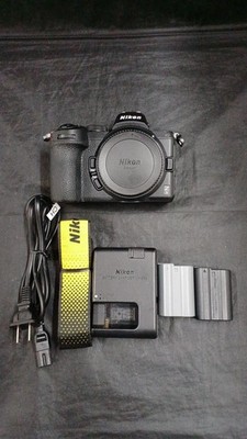 Nikon Z5 Mirrorless Camera 24.3MP with 2 Batteries 3.2'' LCD Original & Third-Par