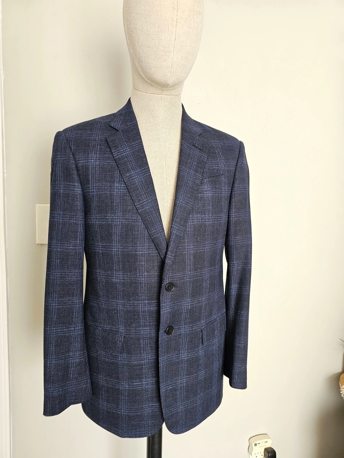 Giorgio Armani — Giorgio Armani Soft Blue Windowpane Plaid Wool Blend Sport Coat Blazer 38R/46U