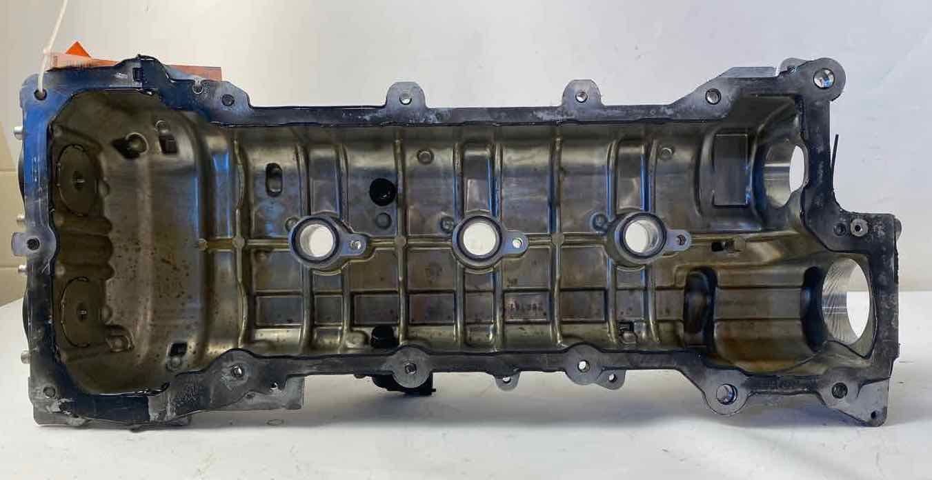 Valve Cover MASERATI GHIBLI 14 3.0 RH 30K miles