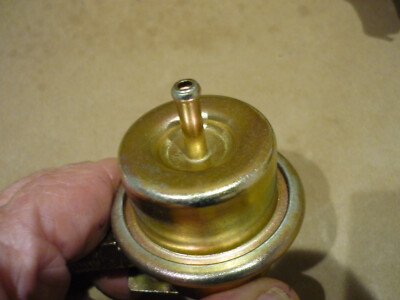 Ferrari 348,Mondial t - Fuel Pressure Regulator (NEW) - P/N 147281
