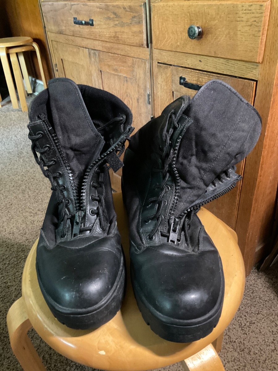 Pre Owned Magnum Steel Toed Black Zippered and Laced Front