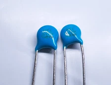 25PCS HEL-5D221K 5D221K HEL 5mm Metal Oxide Varistor 220V 800A ZOV LS:5mm