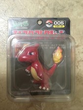 Pokemon #005 Charmeleon Tomy 2" Monster Collection Plastic Figure, unopened, new
