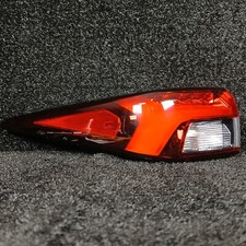 MITSUBISHI  OUTLANDER   Taillight Lamp quarter panel mounted LH  8330B183  22 23