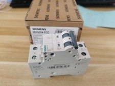 5SY6204-7CC 1PC Siemens Circuit Breaker 2P 4A...