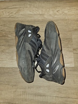 Adidas Yeezy 700 Black
