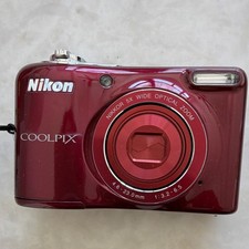 Nikon COOLPIX Compact Digital Camera Red 5x Optical Zoom Built-in Flash