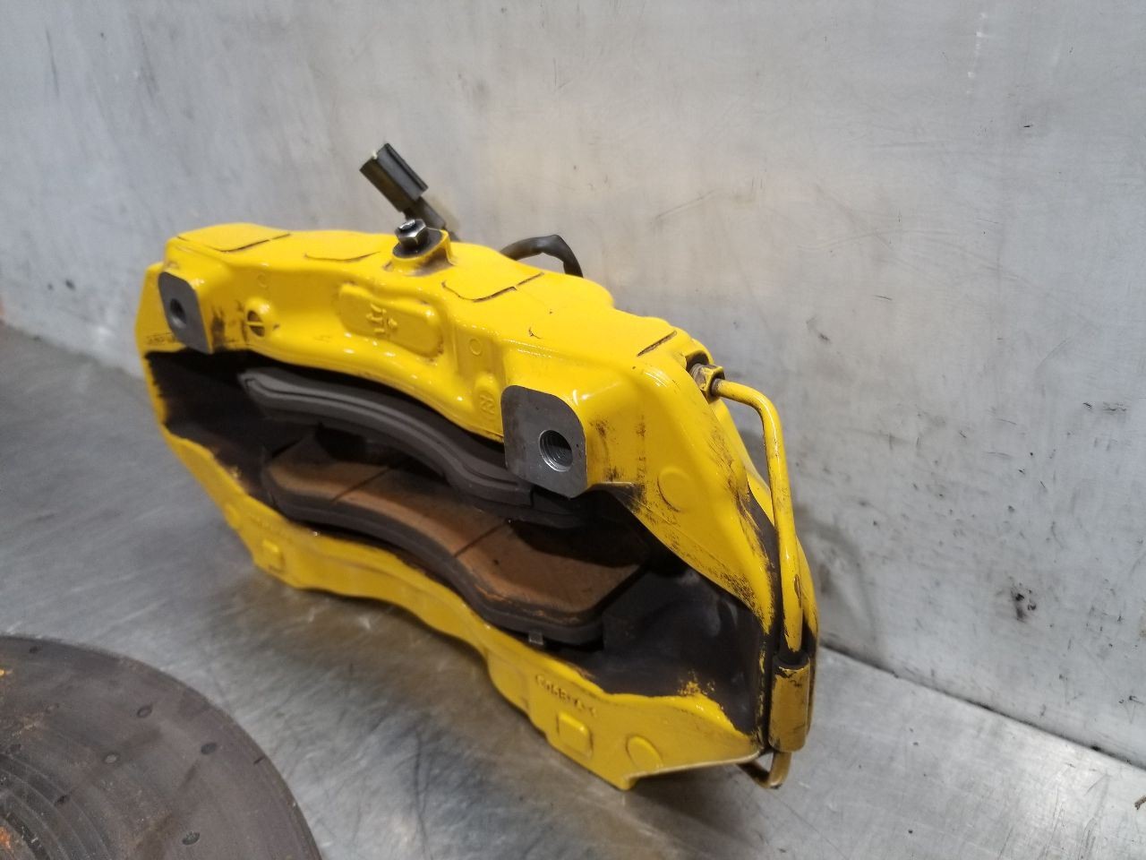 22 2022 MASERATI LEVANTE MODENA S BRAKE CALIPER WITH ROTOR FRONT LEFT DRIVER 
