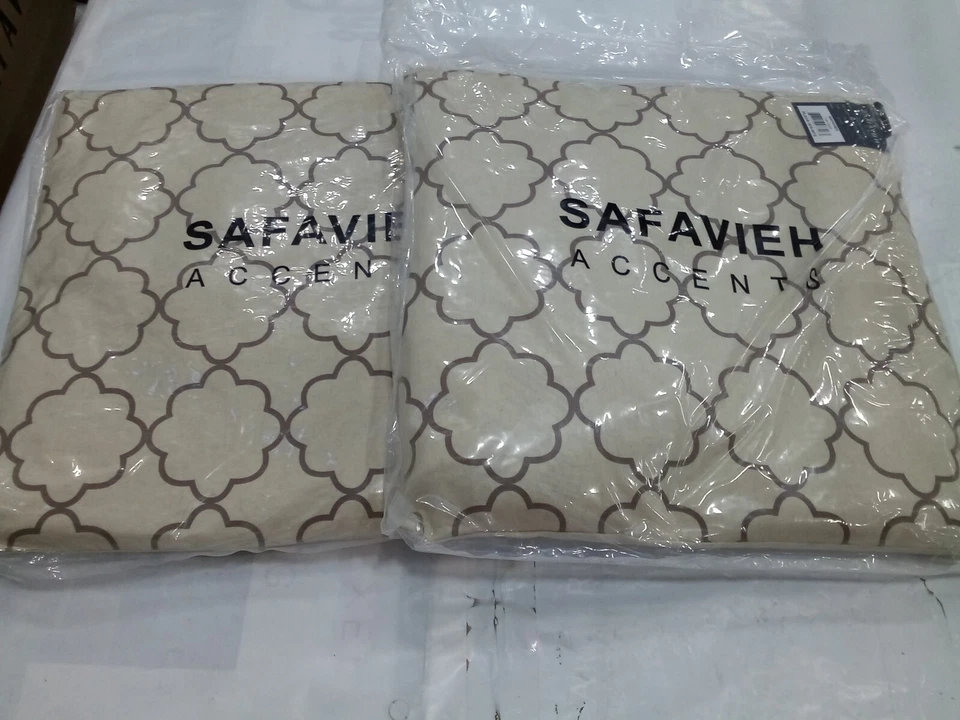 Safavieh Sophie Pillow, Reduced Price 2172719091 PIL933A-1818-SET2 - Image 3 of 4