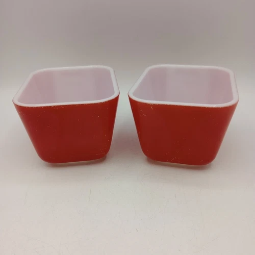 2 Pyrex #0501 Small 1.5 cup RED Refrigerator Dish Container No Lid READ