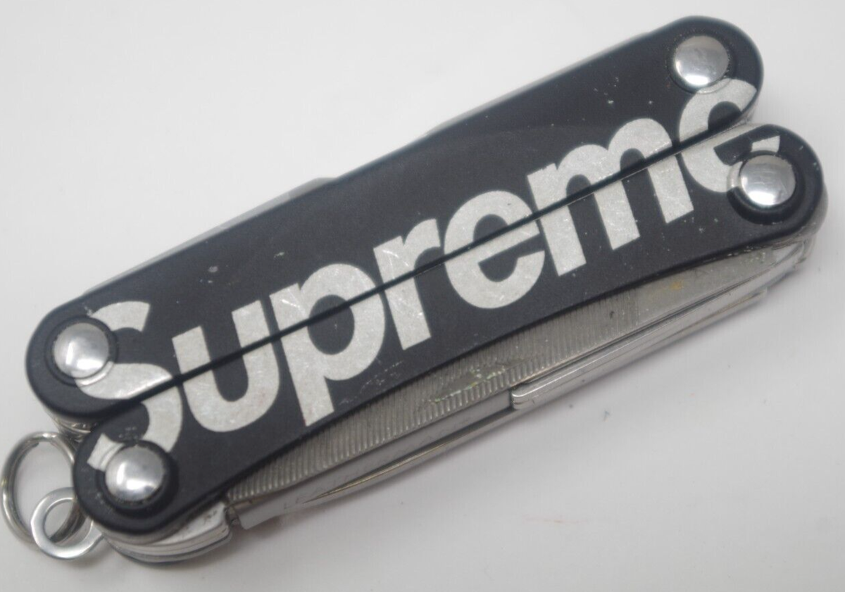 Black Supreme Leatherman Squirt PS4 Multi-Tool Pliers Pocket Black Supreme Leatherman Squirt PS4 Multi-Tool Pliers Pocket