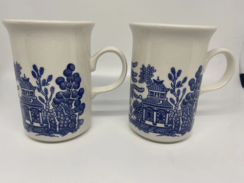VTG Churchill Blue Willow Mug Cup 7” Coffee Tea Made in England Lot Of 2