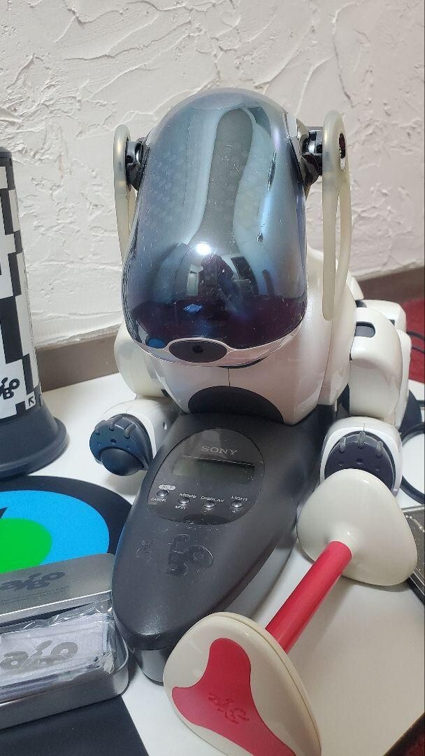 旧型AIBO ERS-7 AudiコラボAIBOバッグ付き ASCII.jp：ソニー