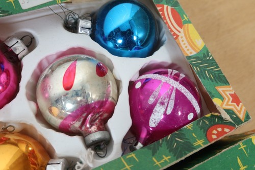 Vintage Christmas Baubles Bundle Early Mercury Glass Mixed Job Lot Acorn Bell - Picture 12 of 17