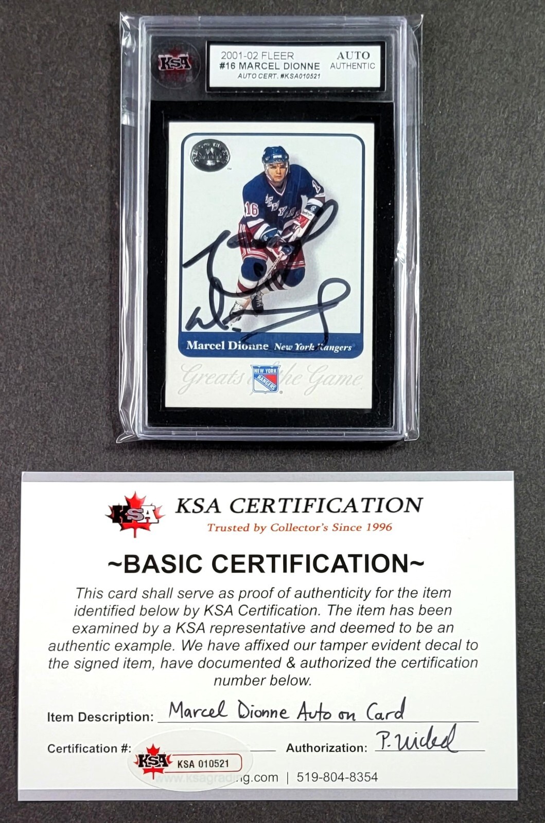 2001-02 Fleer Greats of the Game #16 Marcel Dionne KSA Slabbed Encased w/ COA