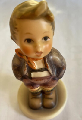 Hummel Goebel #1052 In box Entitled Carefree