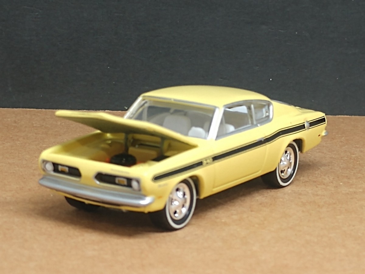 69 PLYMOUTH BARRACUDA CUDA 340ci COLLECTIBLE 1/64 LIMITED ED