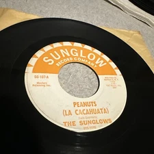 50'S & 60'S 45 The Sunglows - Happy Hippo / Peanuts On Sunglow Record Company