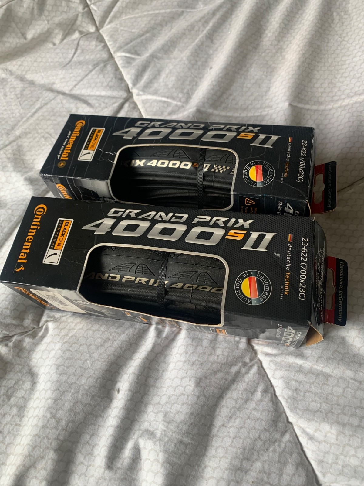 NEW PAIR Continental Grand Prix 4000S II Folding Road Bike T
