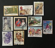 Lot de 10 timbres Australie années Diverses - encore sur fragment - F78