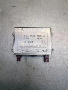 AUDI A6 Avant 4F5, C6 Antennenverstärker  8E0035456B 2.70 Petrol 320kw 34350156