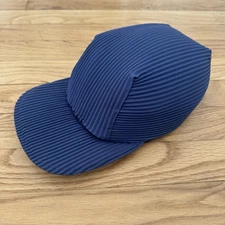 ISSEY MIYAKE Hommes Plissé Blue Hat