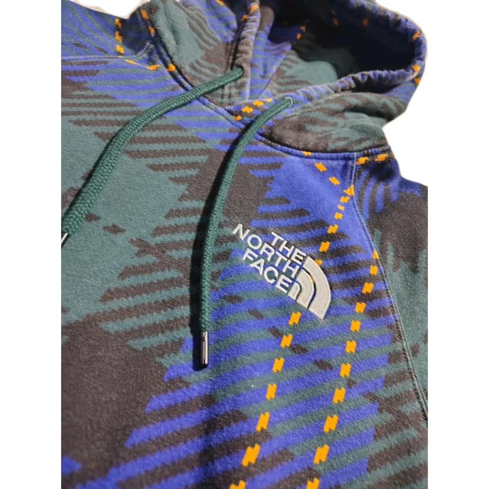 The North Face Women's Holiday Hoodie Multicolor Plaid, Standard Fit Size Small - Image 4 of 4