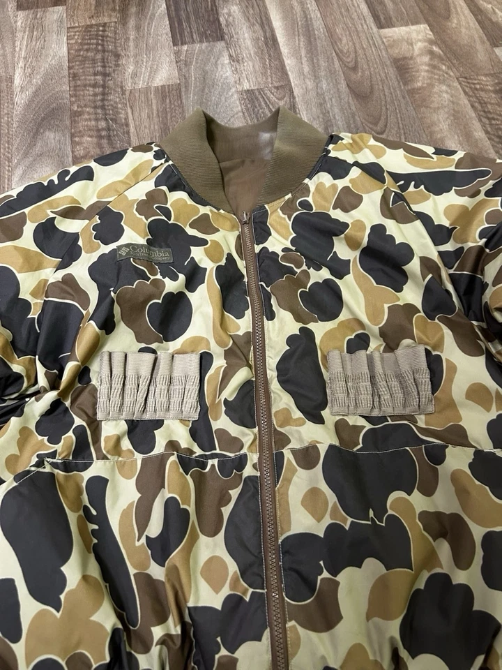 Vintage Columbia Camo And Brown Reversible Insulated Winter Puffer Jacket - Image 3 of 4