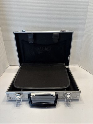Intec Vintage Pro Gamer Metal Carrying Case For Nintendo DS And Games