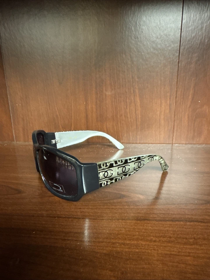 Солнцезащитные очки Dolce & Gabbana - Изображение 3 из 4