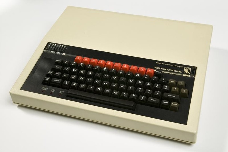 Acorn BBC Micro Computer Model B - MMC Drive and Fully Recapped PSU