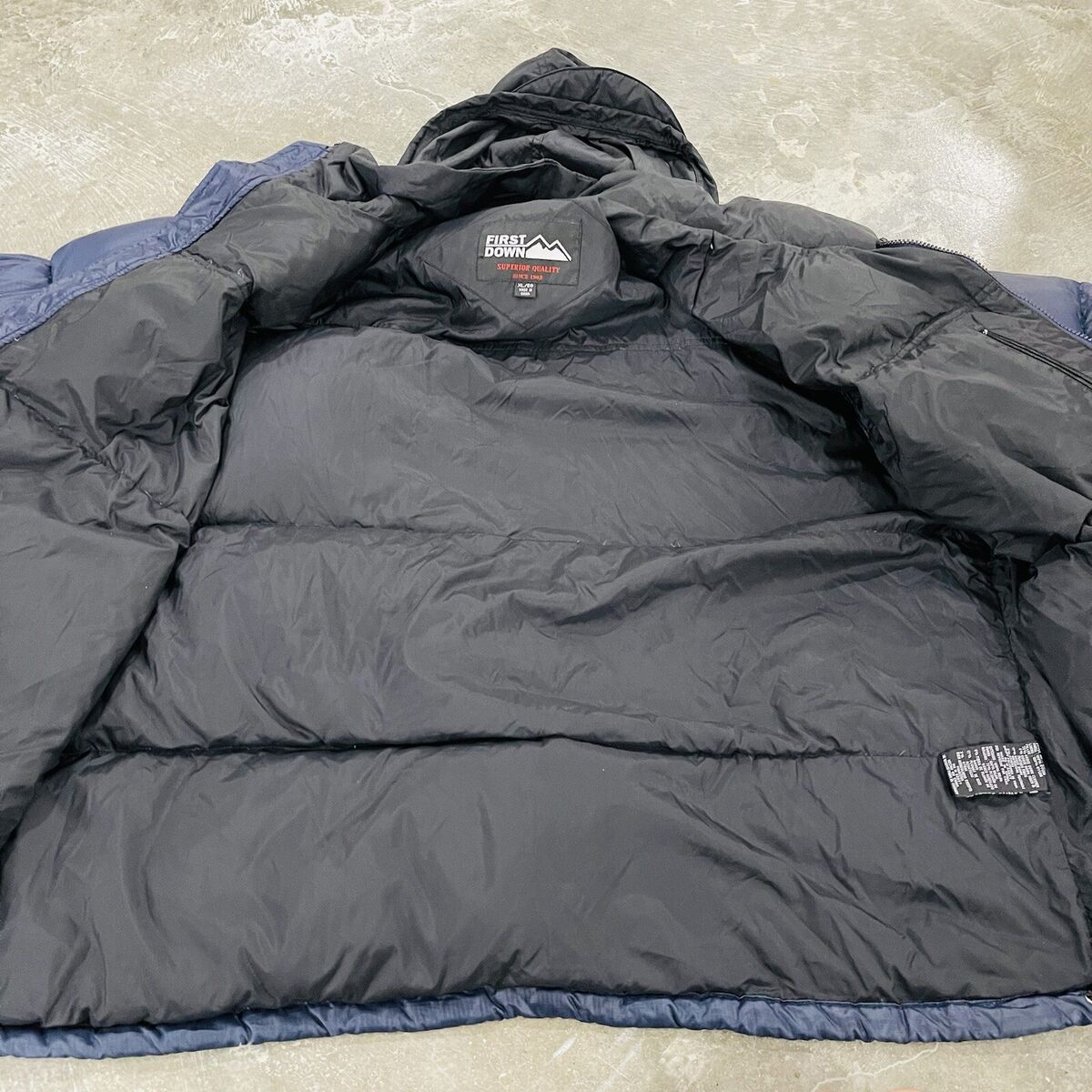 First Down Puffer Jacket Vintage Black & Blue Mens XL Duck First Down Puffer Jacket Vintage Black & Blue Mens XL Duck